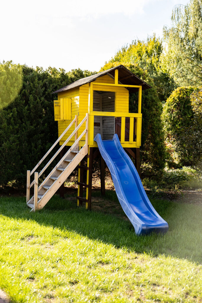 Gościniec Maria sala bankietowa - imprezy, wesela pod Warszawą, Mazowieckie, obok Piaseczna - Obiekt z zewnątrz - Przytulna przestrzeń, teren wokół obiektu