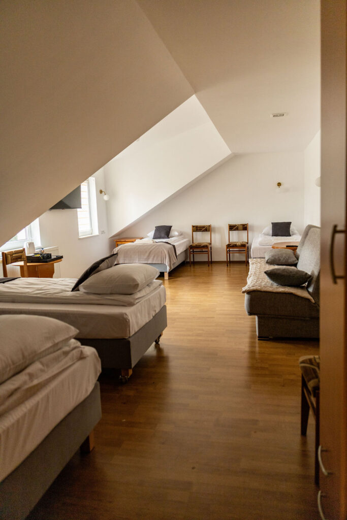 Gościniec Maria sala bankietowa - pokoje gościnne, noclegi pod Warszawą, Mazowieckie, obok Piaseczna.